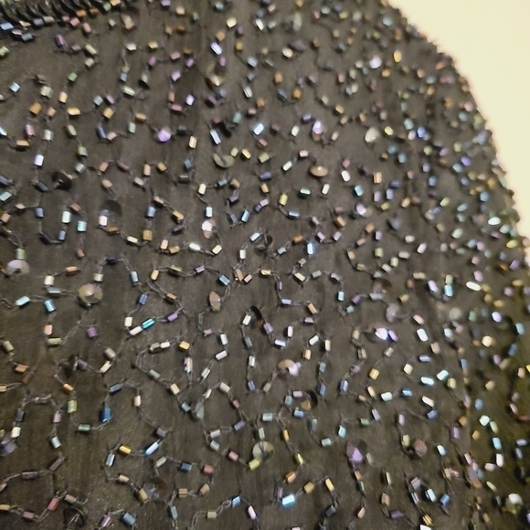 VINTAGE | Women's Black 100% Silk Sequin Short Sleeve Blouse (Size Medium) - Picture 10 of 16